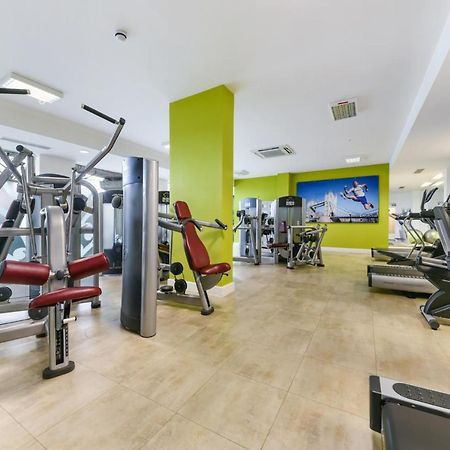شقة Cityscape Serenity: 10Th Floor Oasis Near City Airport, Excel & 02 لندن المظهر الخارجي الصورة