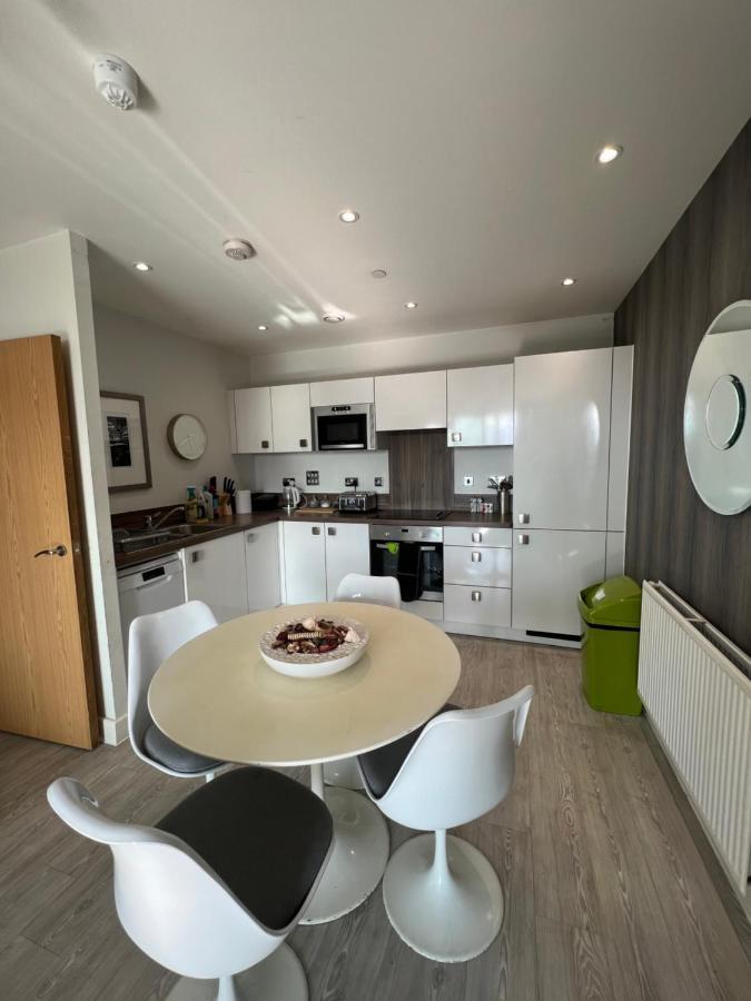 شقة Cityscape Serenity: 10Th Floor Oasis Near City Airport, Excel & 02 لندن المظهر الخارجي الصورة