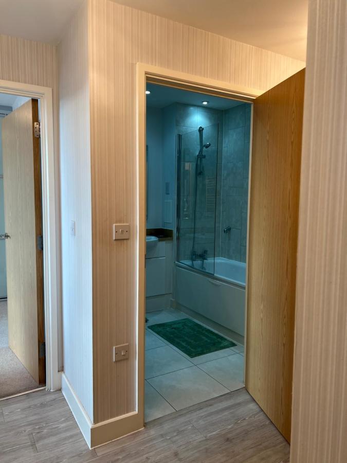 شقة Cityscape Serenity: 10Th Floor Oasis Near City Airport, Excel & 02 لندن المظهر الخارجي الصورة
